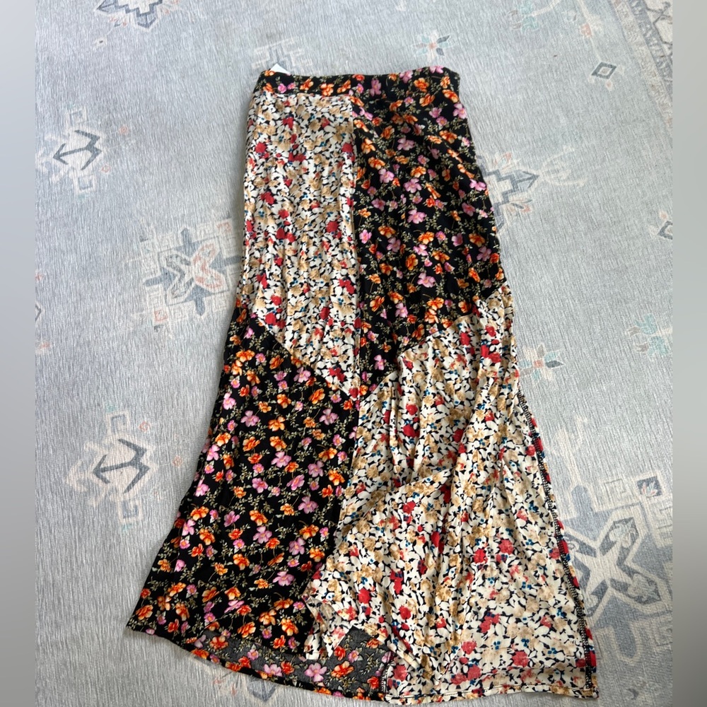 Nordstrom High Rise Mixed Floral Print Midi Skirt - Picture 1 of 4